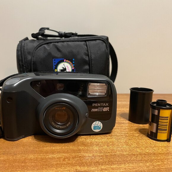 PENTAX ZOOM90WR Compact P&S Weather Resistant Film Camera case & new Kodak film